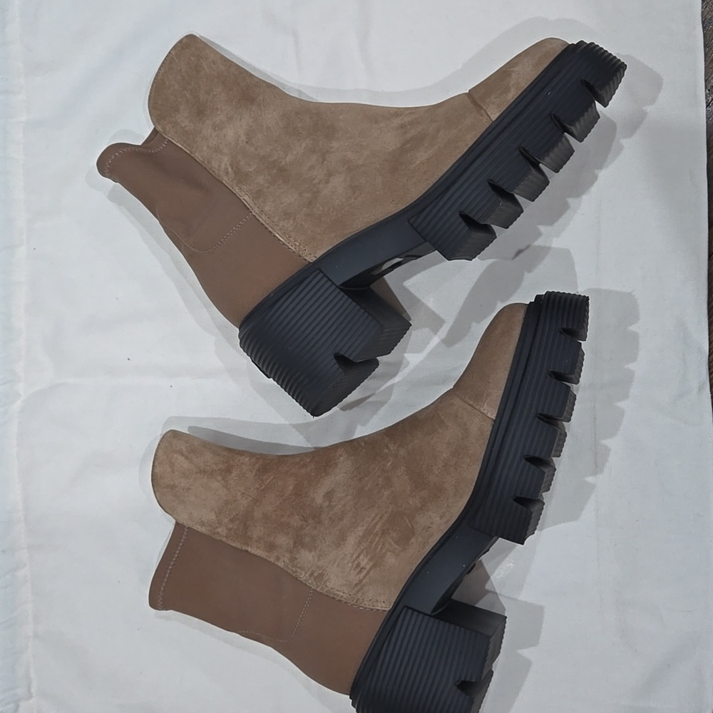 STUART WEITZMAN Women’s 5050 Soho Booties – Brown Suede Chelsea Heel 7.5C